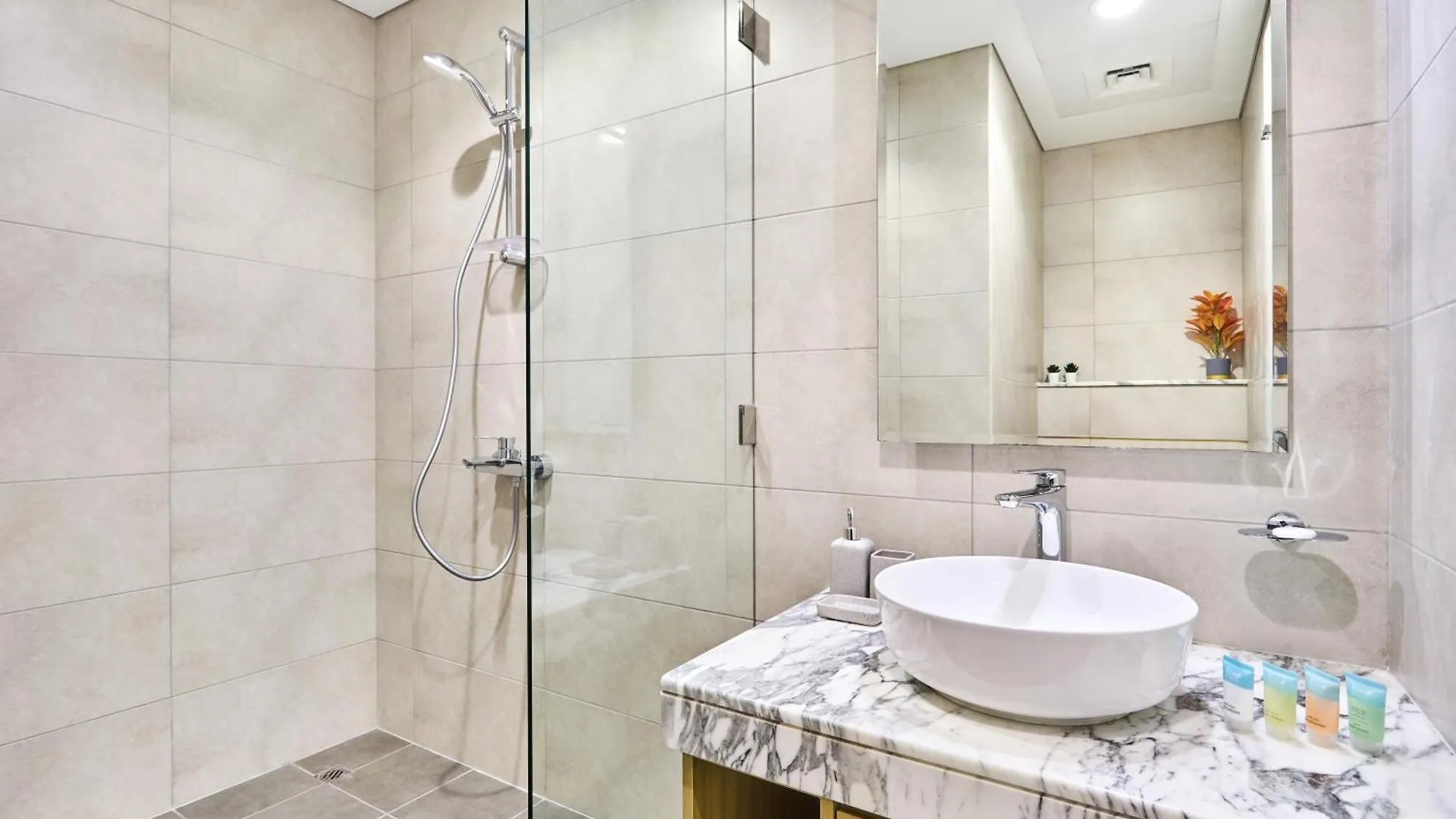 Amazing 2Br Near Downtown - Sea & City View Dubaj Apartament